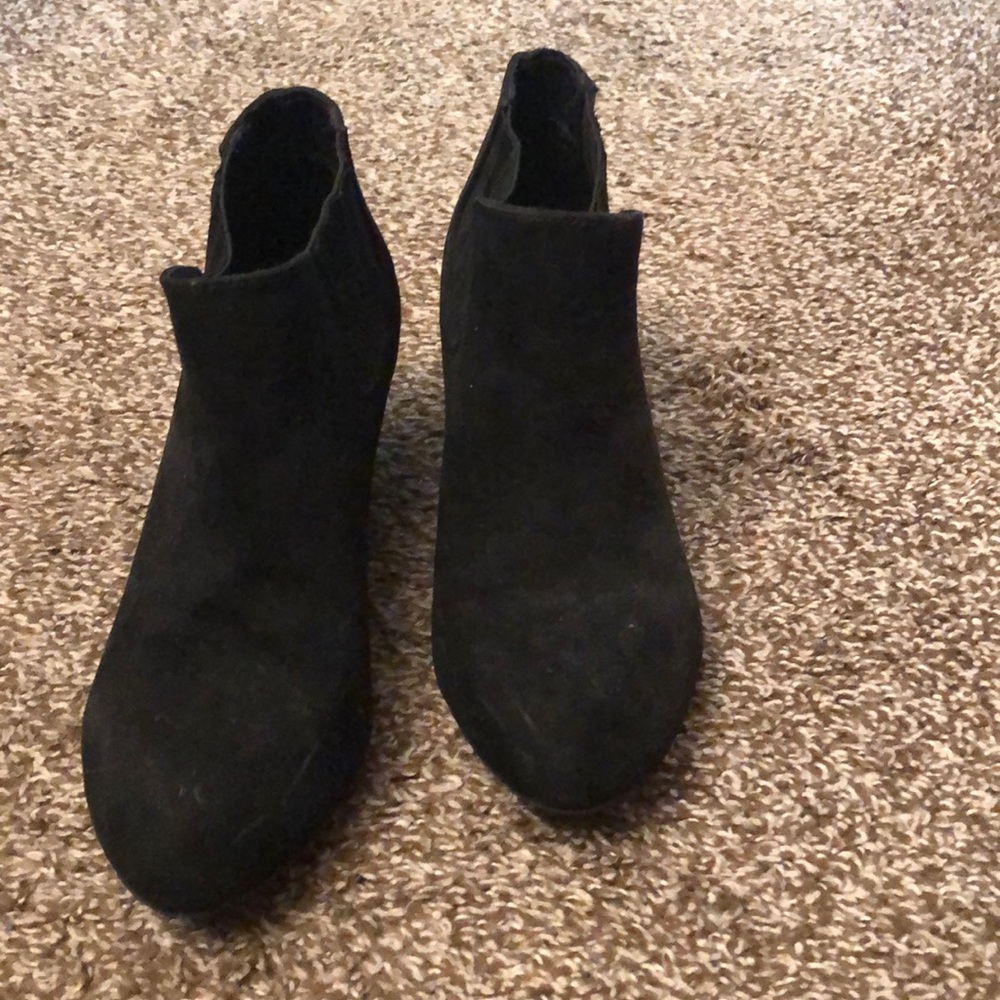 ND black booties